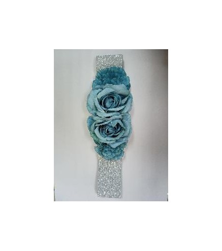 CINTURON ELASTICO GRIS BRILLANTE CON CUATRO FLORES AZUL CIELO